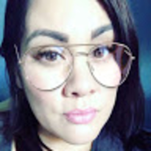 Meet your Posher, Melisa - Picture 1 of 1